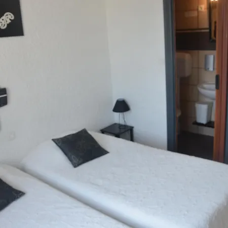 Le Week-end Hotel